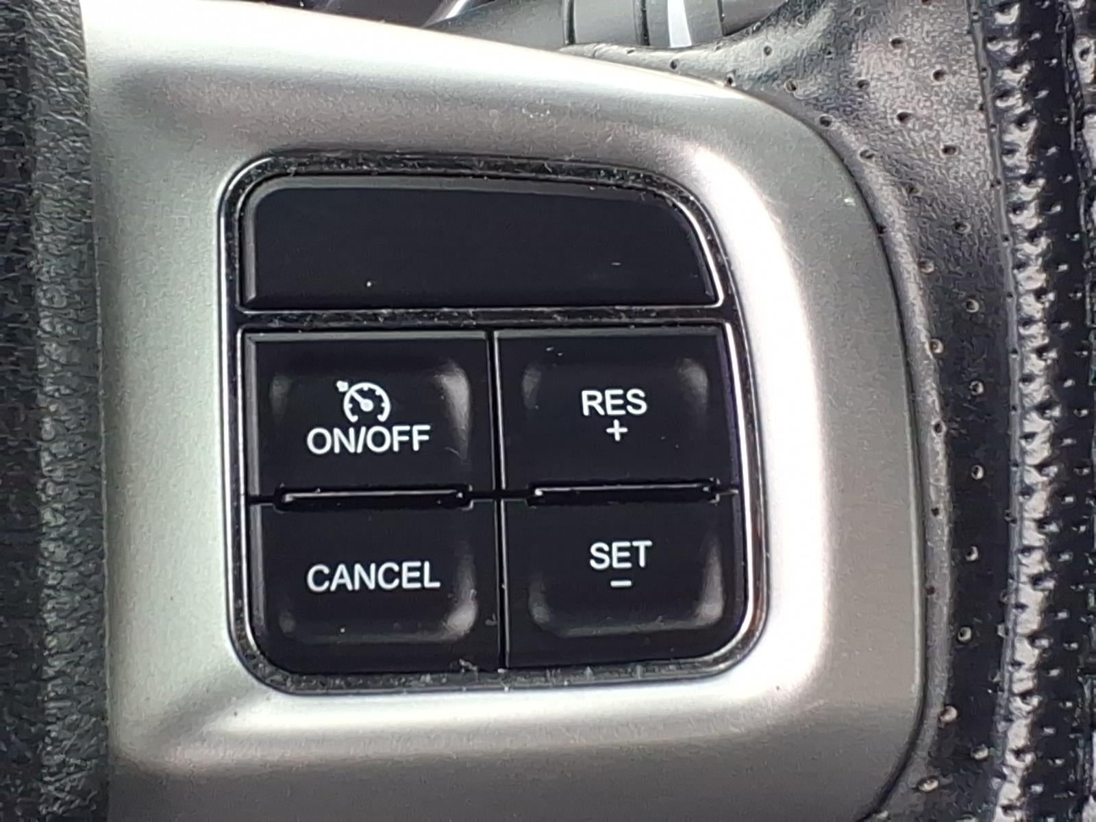 2013 Dodge Avenger R/T