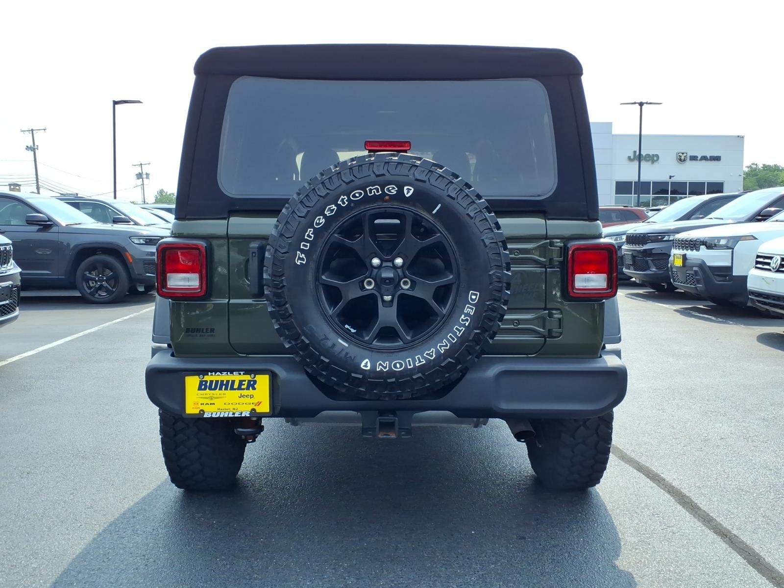 2023 Jeep Wrangler 4-Door Willys 4x4