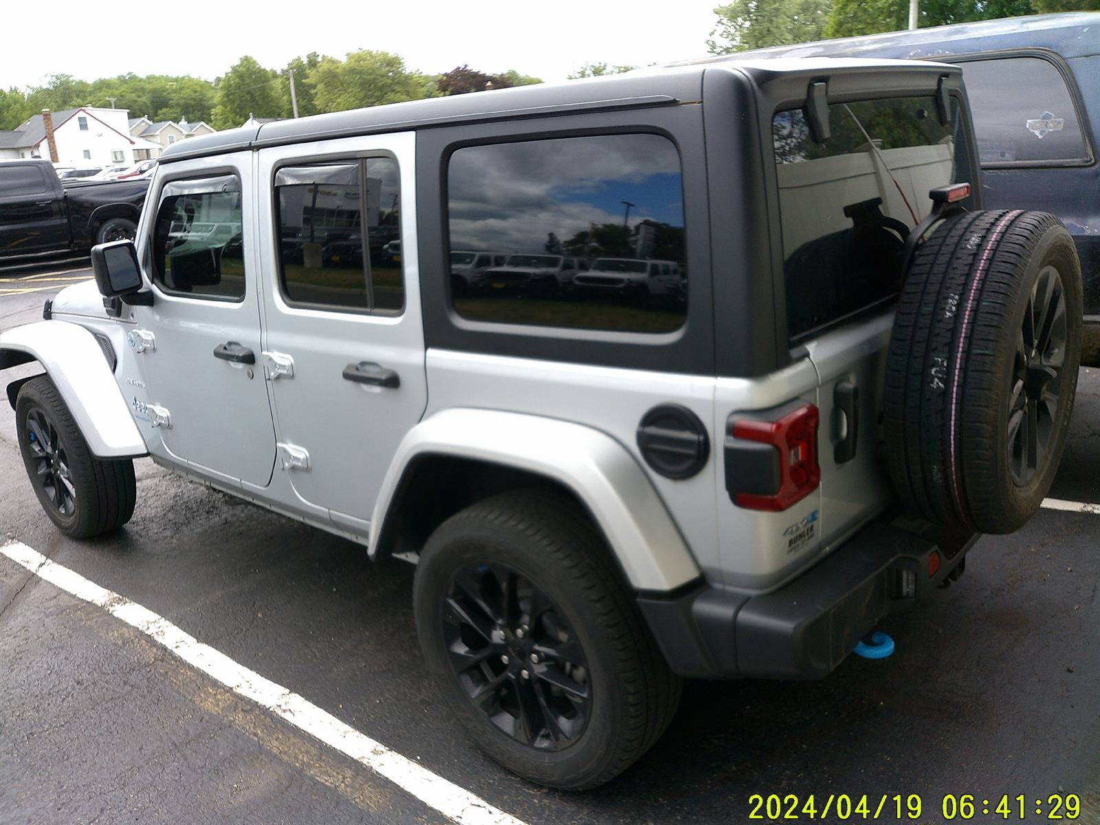 2023 Jeep Wrangler 4xe Sahara 4x4