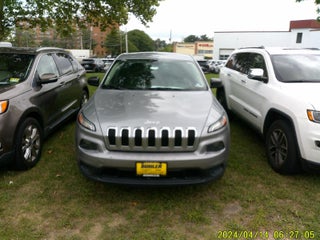 2015 Jeep Cherokee Sport