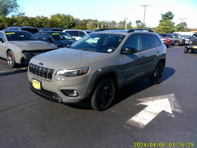 2023 Jeep Cherokee Altitude Lux 4x4