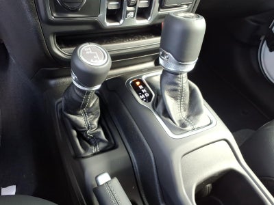 2027 Jeep Wrangler WRANGLER 4-DOOR SAHARA