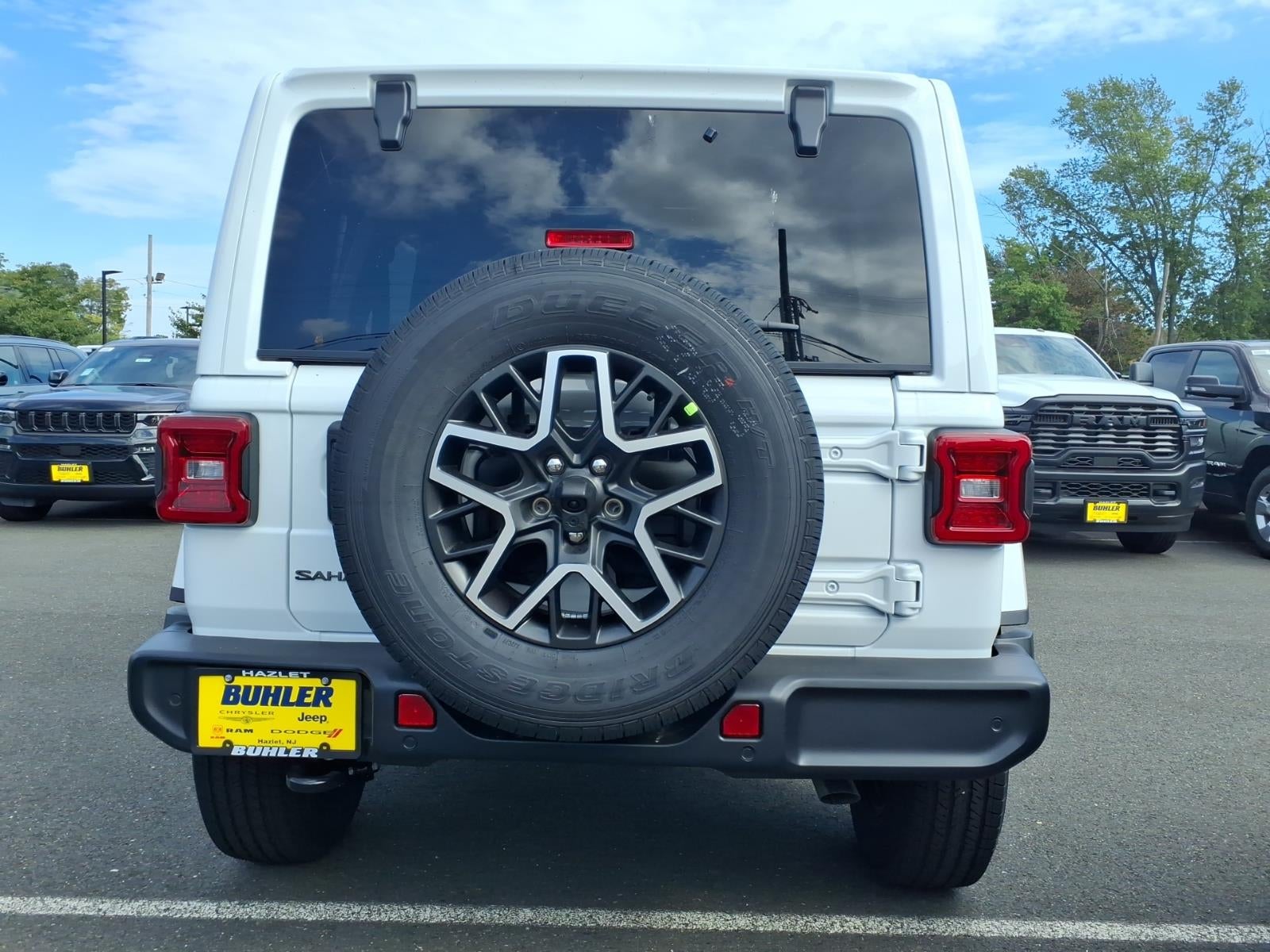 2027 Jeep Wrangler WRANGLER 4-DOOR SAHARA