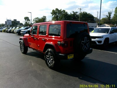 2025 Jeep Wrangler 4-Door Sahara 4x4