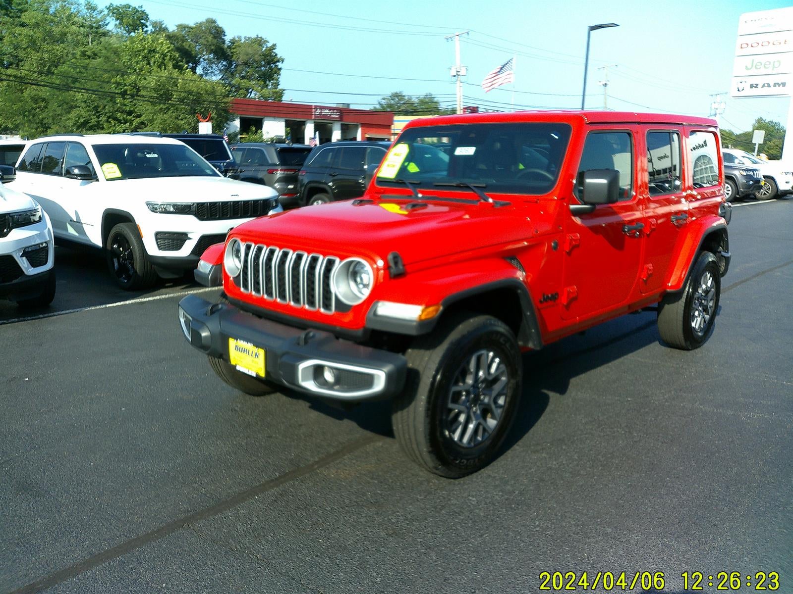 2025 Jeep Wrangler 4-Door Sahara 4x4
