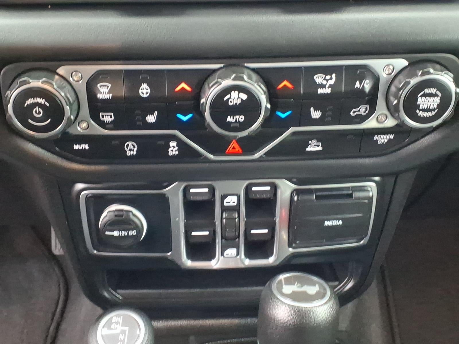 2024 Jeep Wrangler 4-Door Sahara 4x4