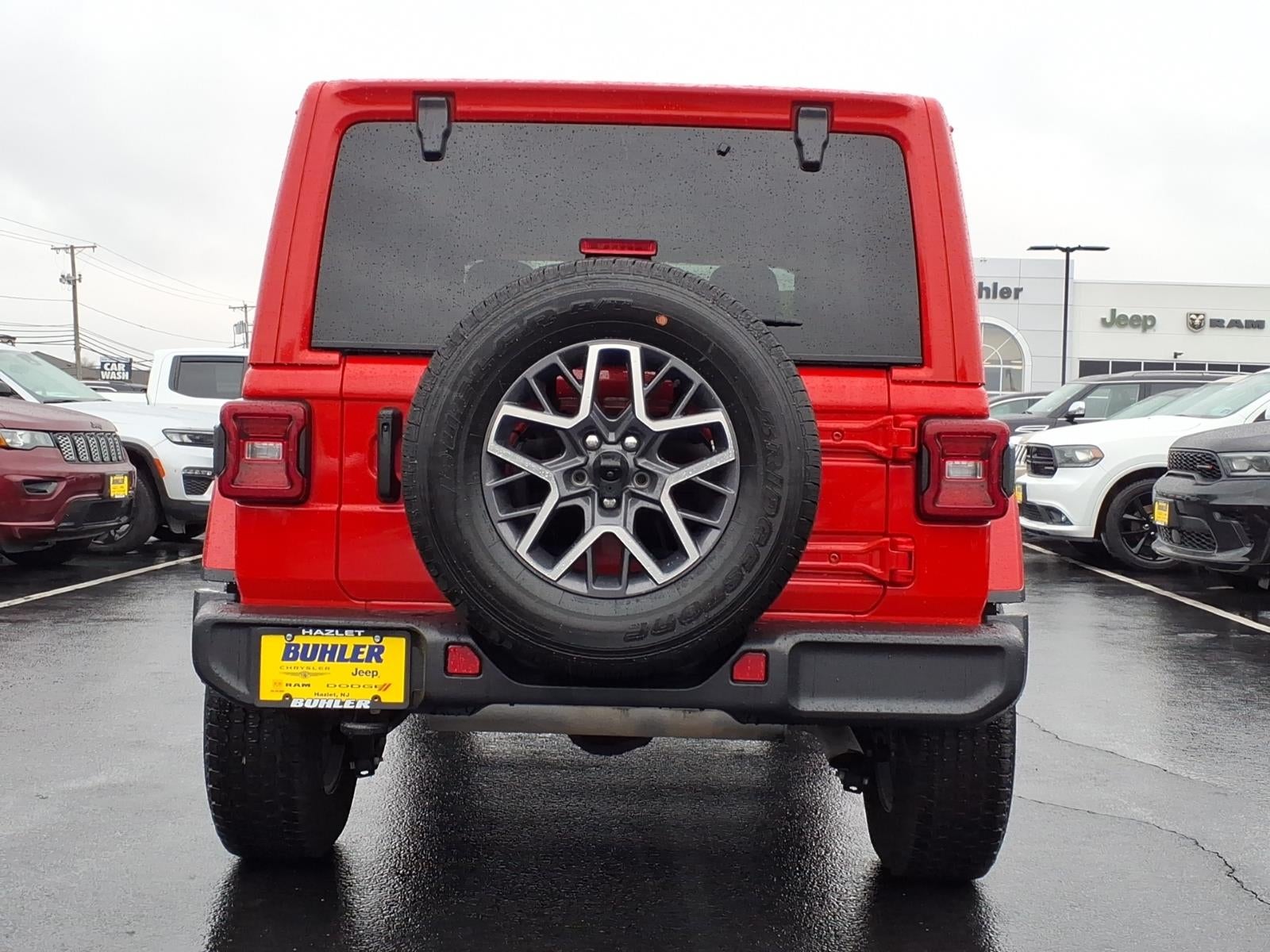 2024 Jeep Wrangler 4-Door Sahara 4x4