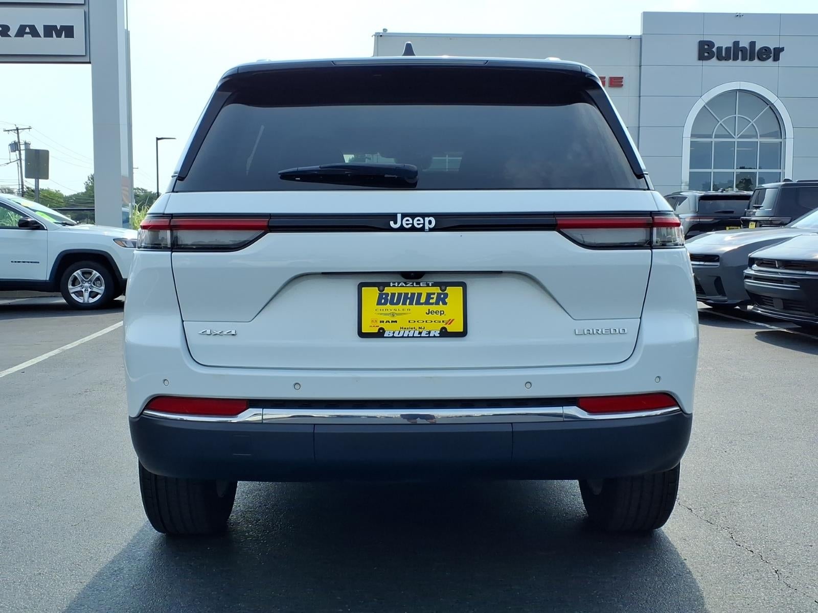 2023 Jeep Grand Cherokee Laredo X 4x4