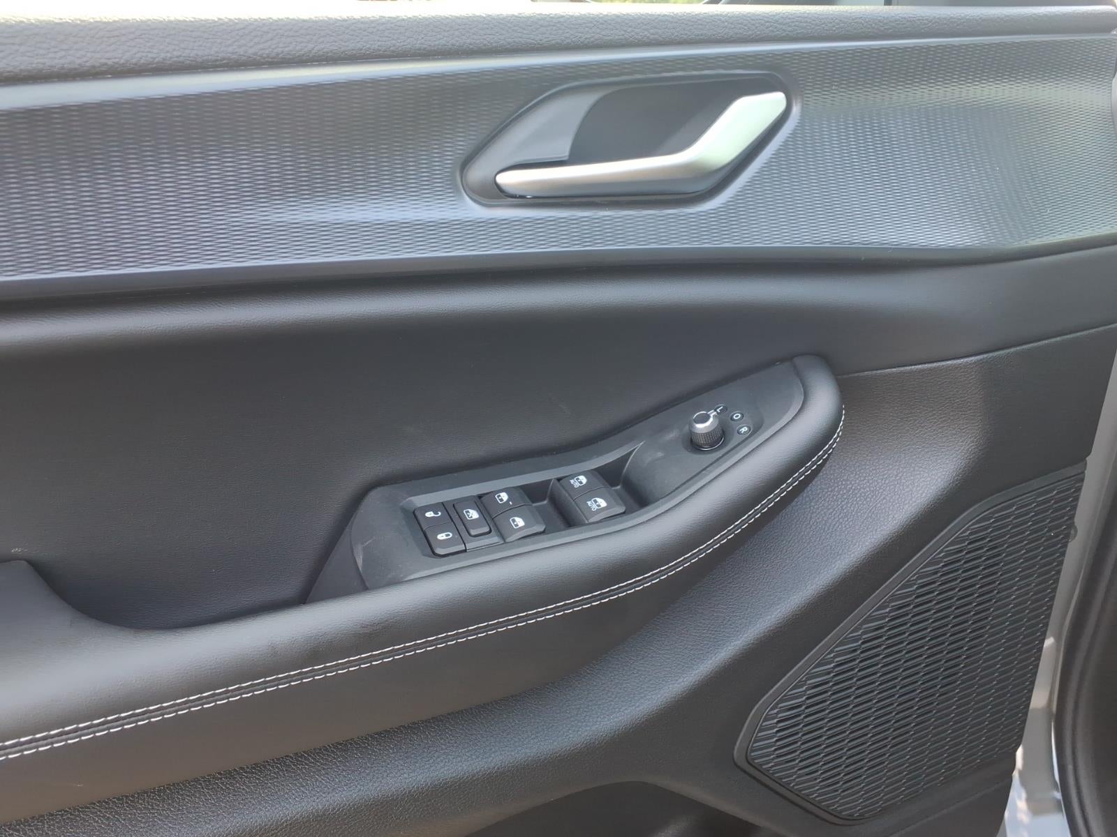 2027 Jeep Grand Cherokee GRAND CHEROKEE LAREDO X 4X4