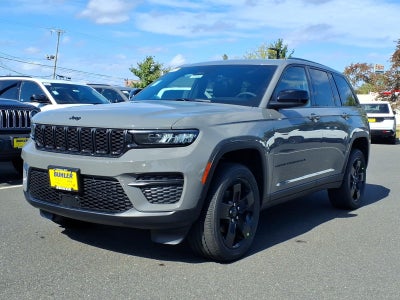 2027 Jeep Grand Cherokee GRAND CHEROKEE LAREDO X 4X4