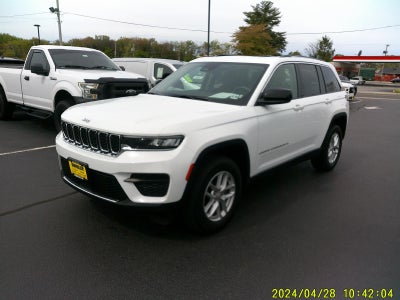 2023 Jeep Grand Cherokee Laredo 4x4