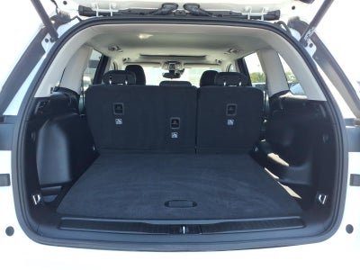2023 Jeep Grand Cherokee Laredo 4x4