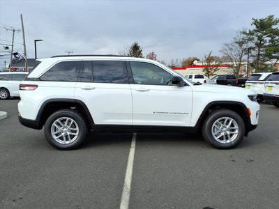 2025 Jeep Grand Cherokee GRAND CHEROKEE LAREDO X 4X4