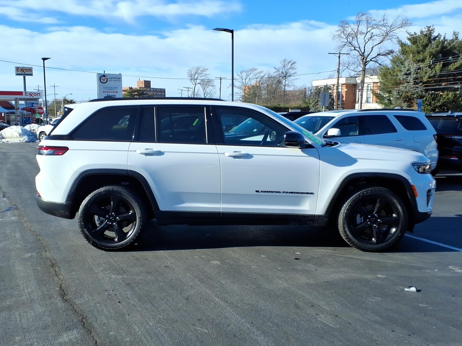 2023 Jeep Grand Cherokee Altitude 4x4