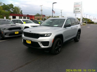 2023 Jeep Grand Cherokee Altitude 4x4