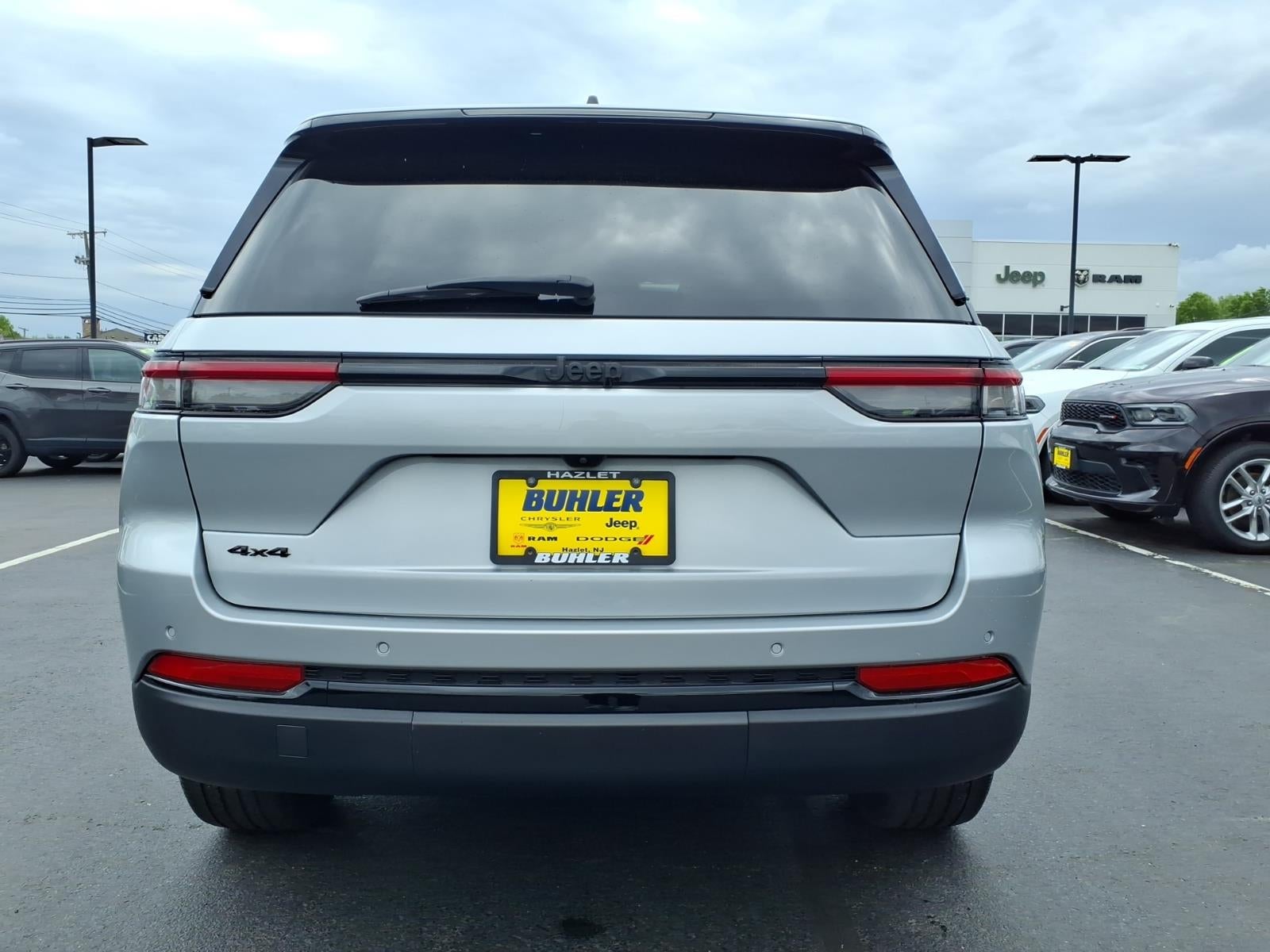2023 Jeep Grand Cherokee Altitude 4x4