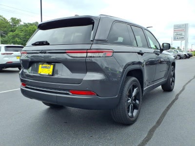 2023 Jeep Grand Cherokee Altitude 4x4