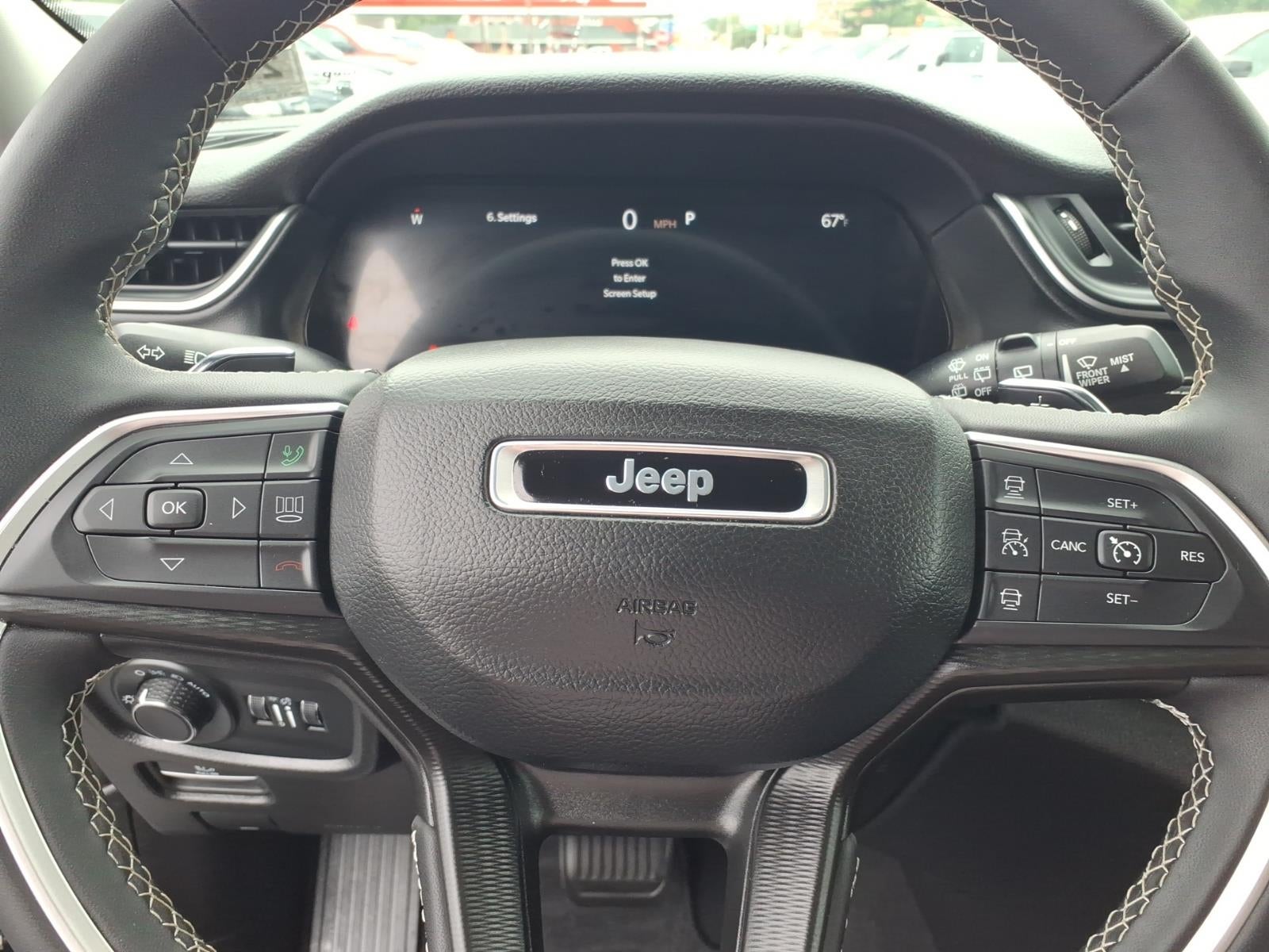 2024 Jeep Grand Cherokee Laredo 4x4