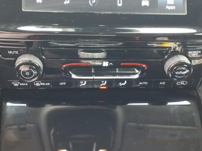 2024 Jeep Grand Cherokee Laredo 4x4
