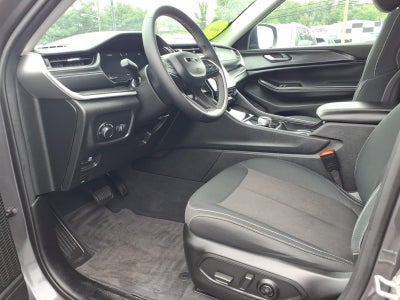 2024 Jeep Grand Cherokee Laredo 4x4