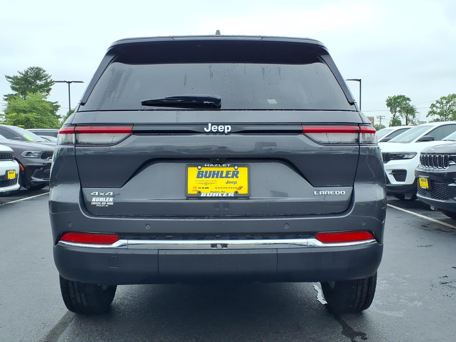 2024 Jeep Grand Cherokee Laredo 4x4