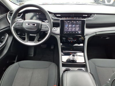 2024 Jeep Grand Cherokee Laredo 4x4