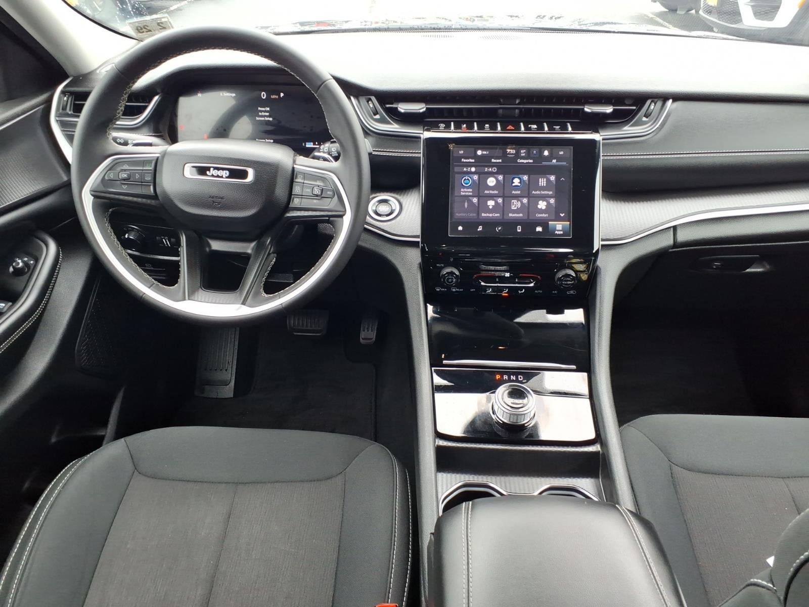 2024 Jeep Grand Cherokee Laredo 4x4