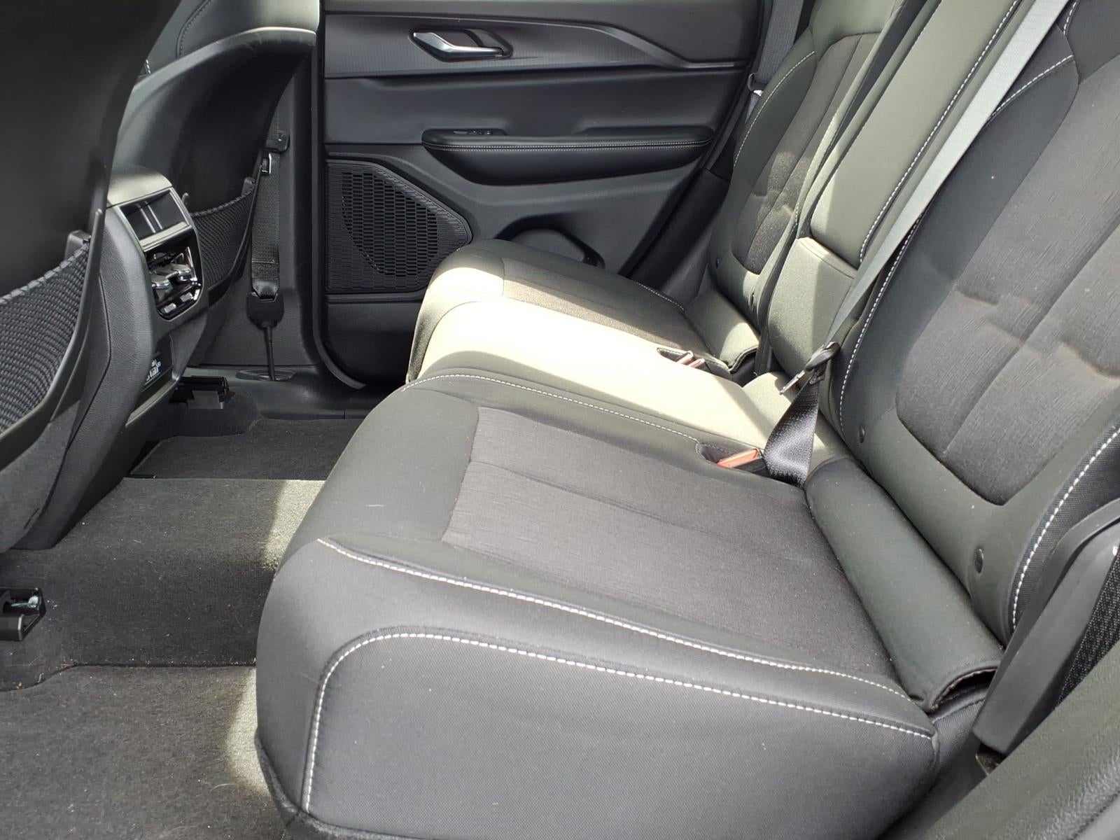 2024 Jeep Grand Cherokee Laredo 4x4
