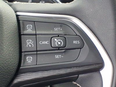 2024 Jeep Grand Cherokee Laredo 4x4