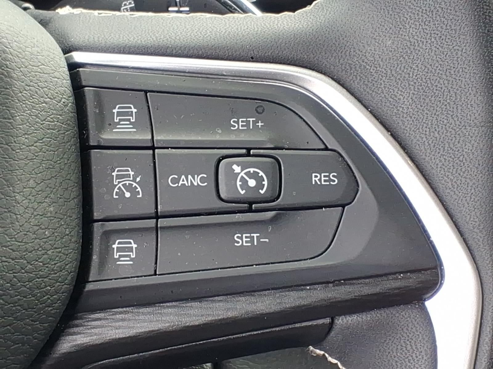 2024 Jeep Grand Cherokee Laredo 4x4
