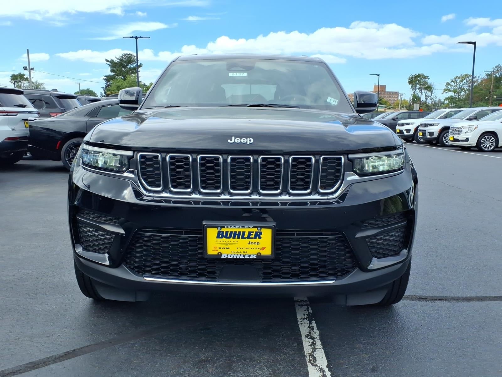 2024 Jeep Grand Cherokee Laredo 4x4