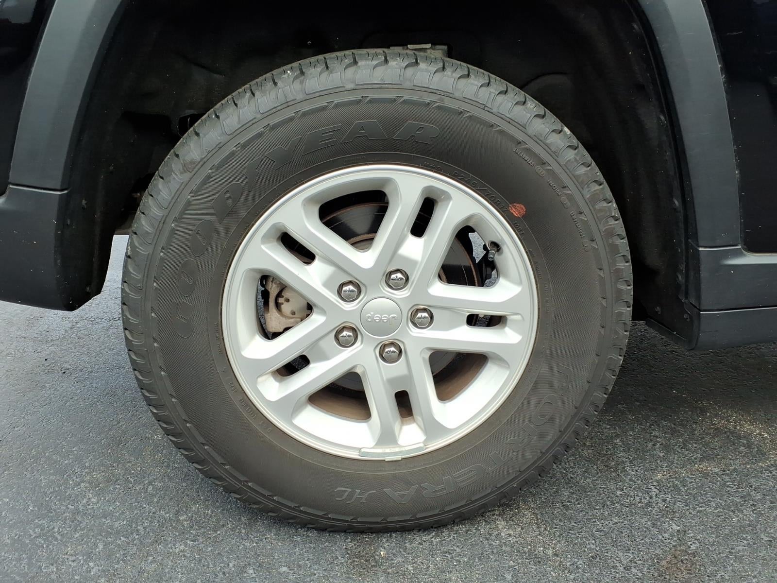 2024 Jeep Grand Cherokee Laredo 4x4