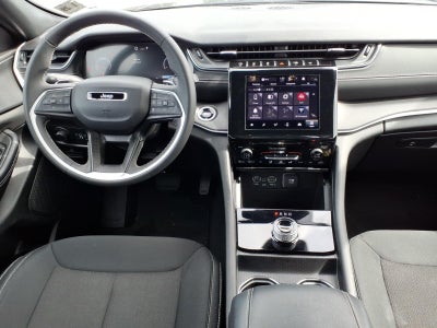 2024 Jeep Grand Cherokee Laredo 4x4
