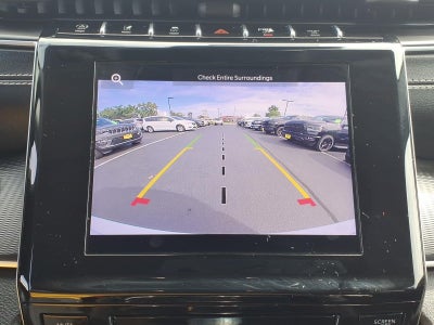 2023 Jeep Grand Cherokee Laredo 4x4