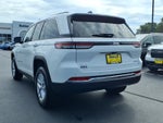 2023 Jeep Grand Cherokee Laredo 4x4