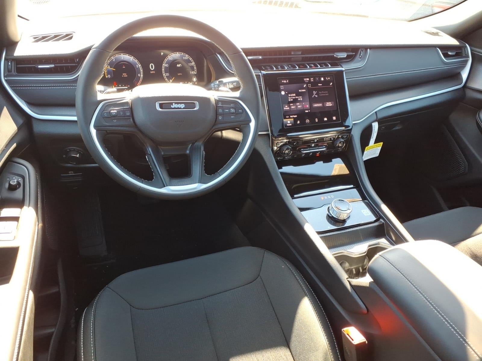 2026 Jeep Grand Cherokee GRAND CHEROKEE LAREDO X 4X4