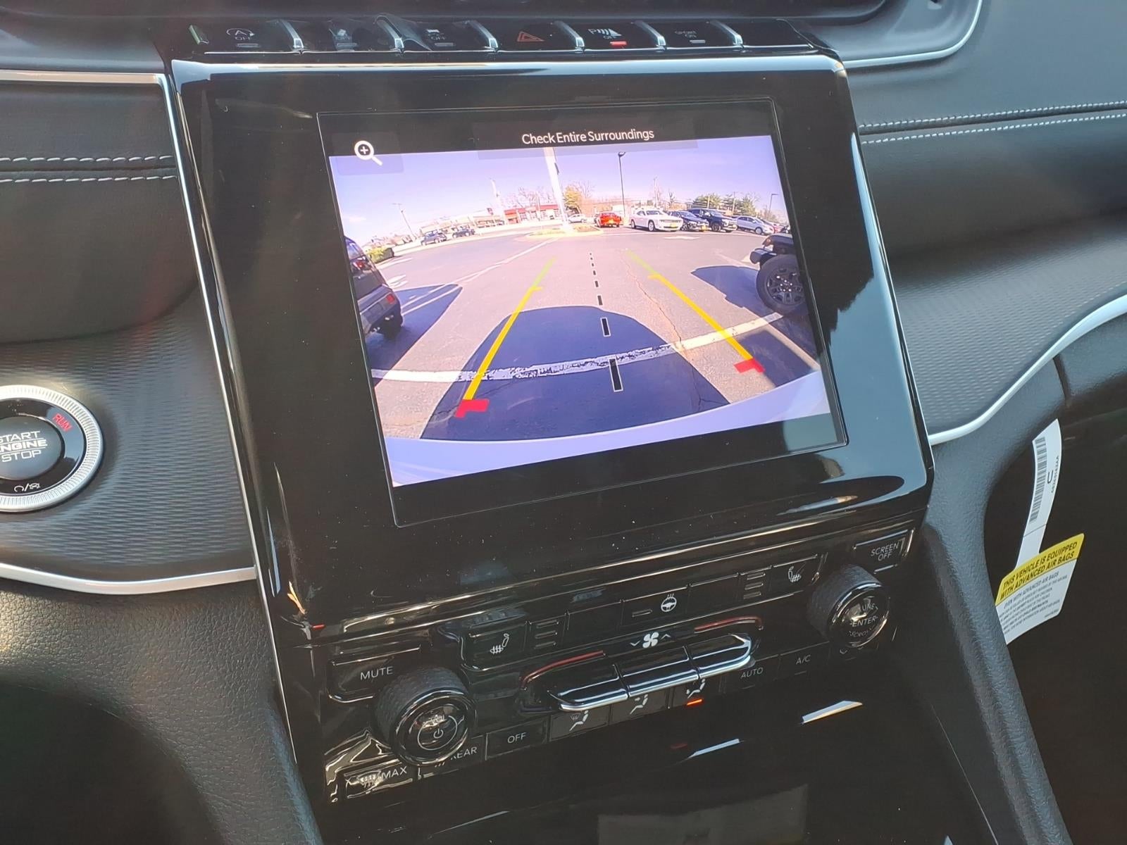 2026 Jeep Grand Cherokee GRAND CHEROKEE LAREDO X 4X4