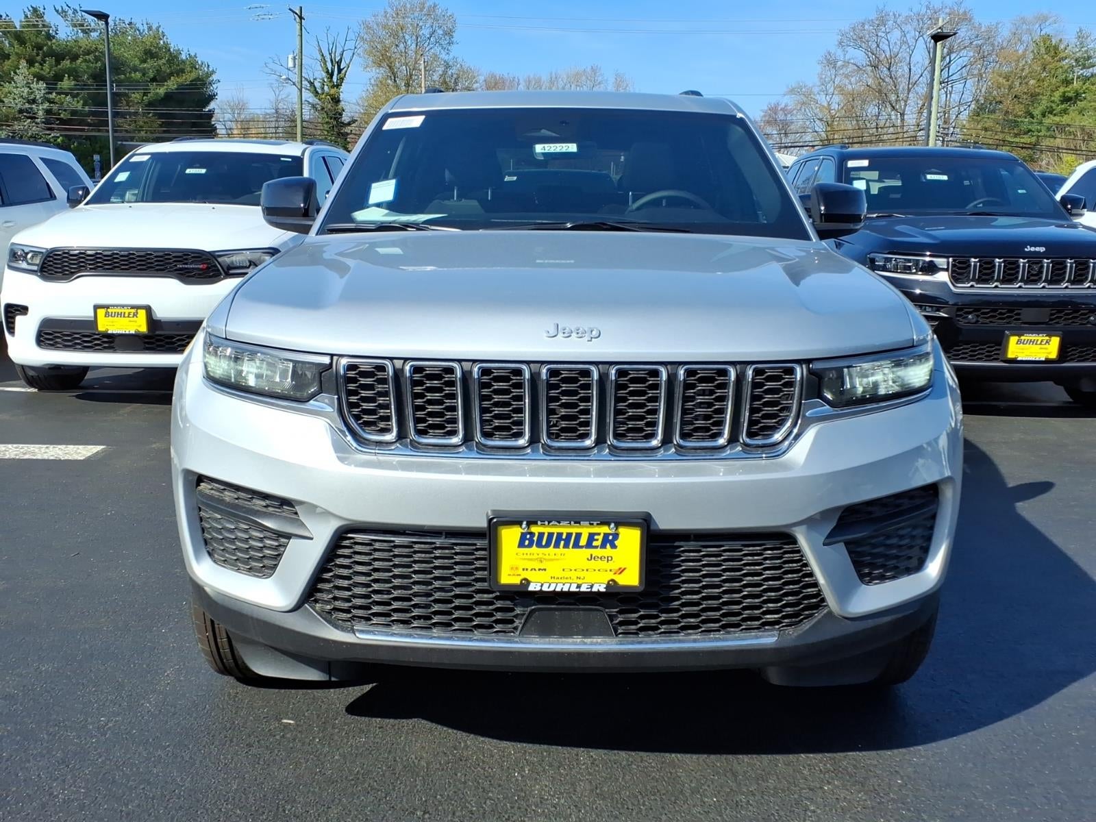 2026 Jeep Grand Cherokee GRAND CHEROKEE LAREDO X 4X4