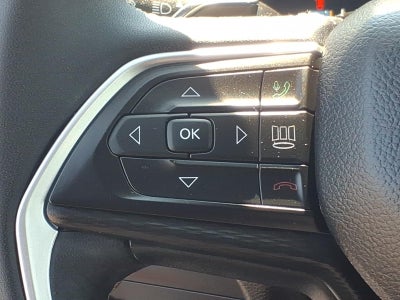 2023 Jeep Grand Cherokee Laredo 4x4