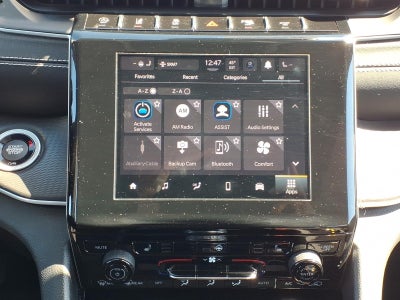 2023 Jeep Grand Cherokee Laredo 4x4