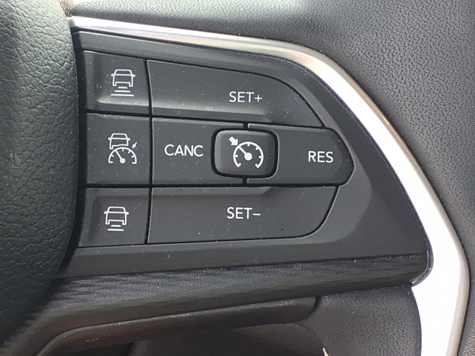 2023 Jeep Grand Cherokee Altitude 4x4