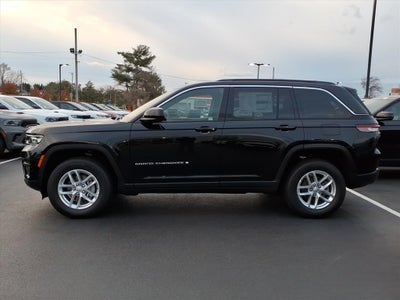 2025 Jeep Grand Cherokee GRAND CHEROKEE LAREDO X 4X4