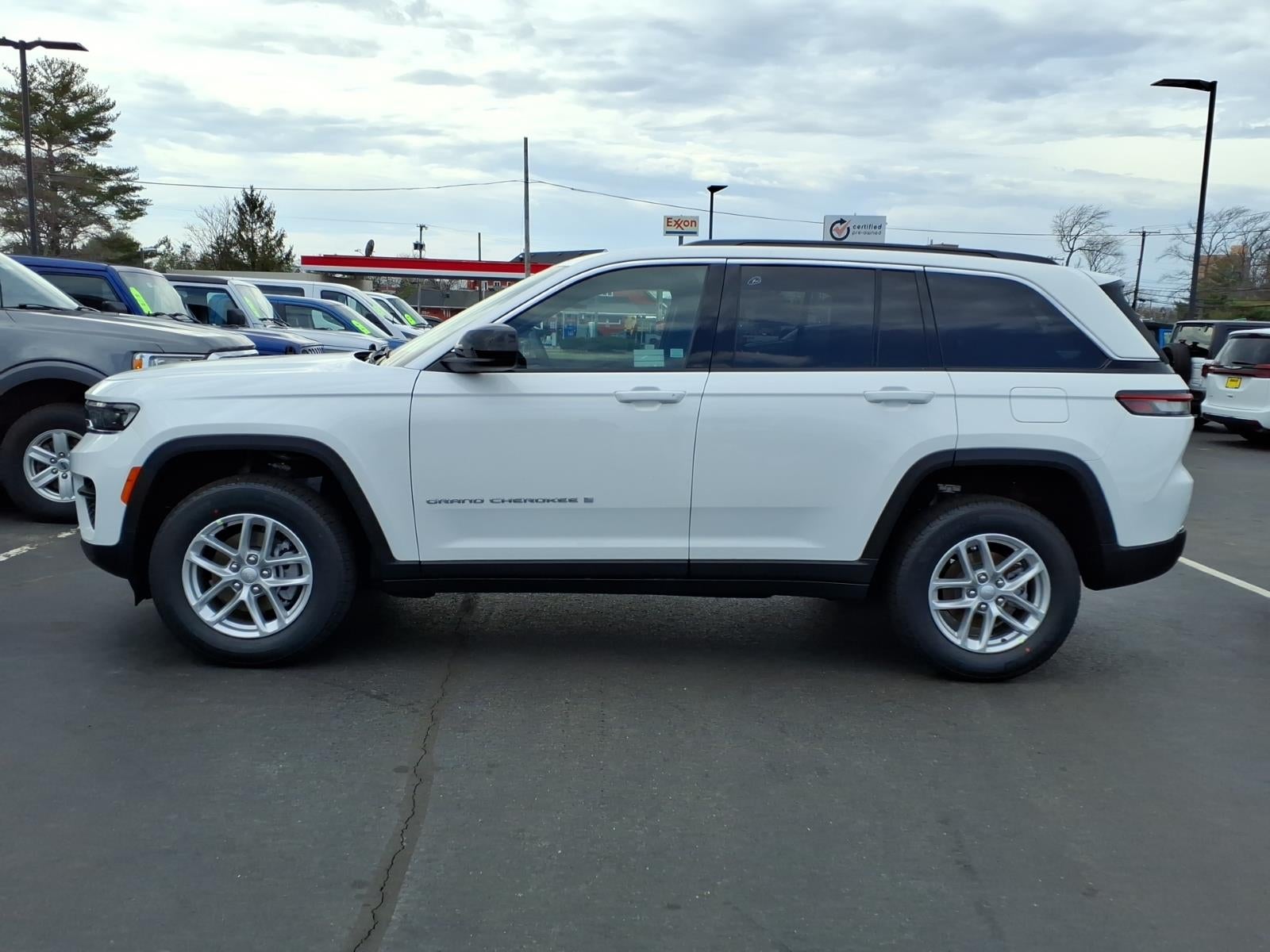 2026 Jeep Grand Cherokee GRAND CHEROKEE LAREDO 4X4
