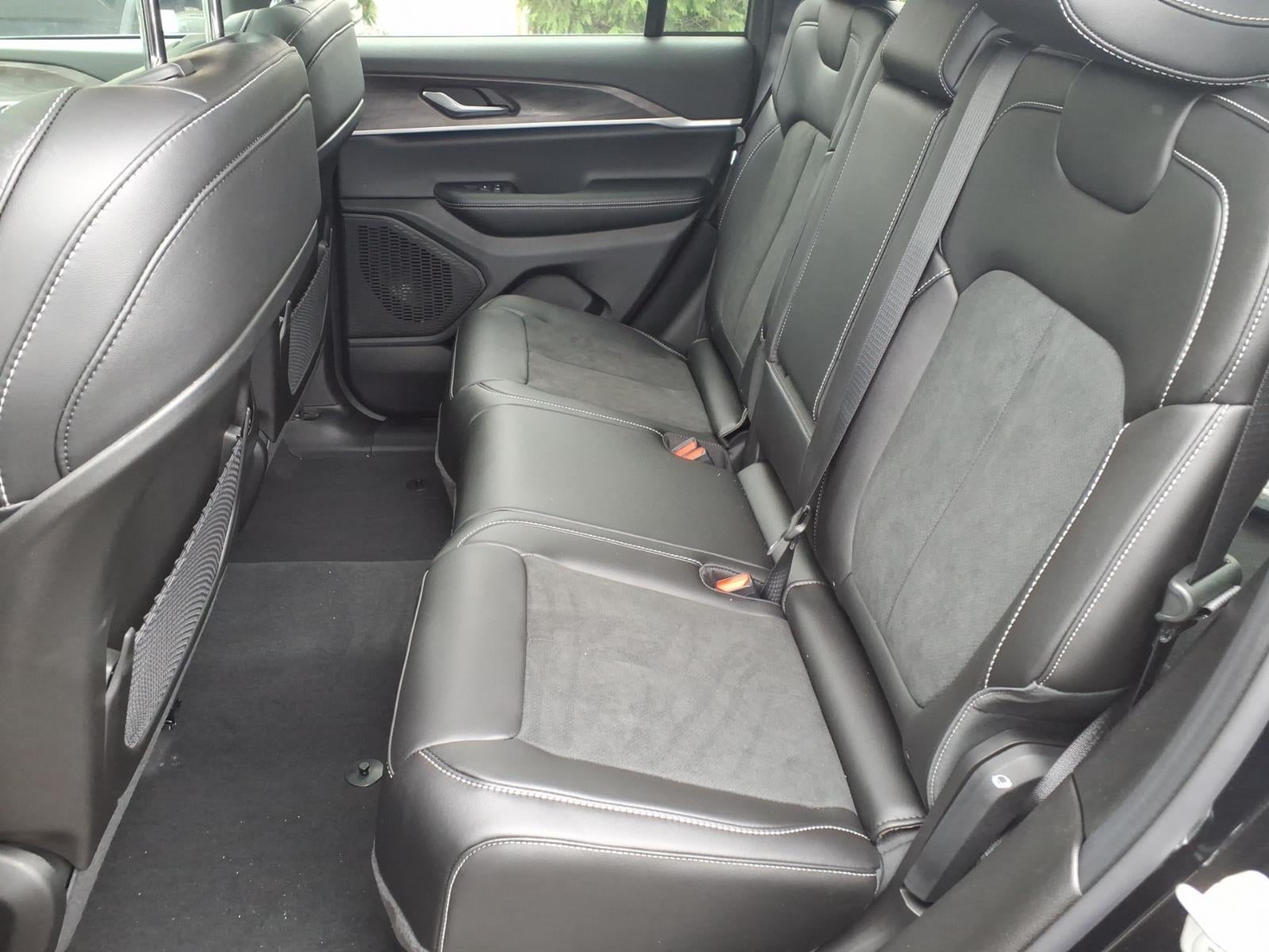 2026 Jeep Grand Cherokee GRAND CHEROKEE LAREDO ALTITUDE 4X4