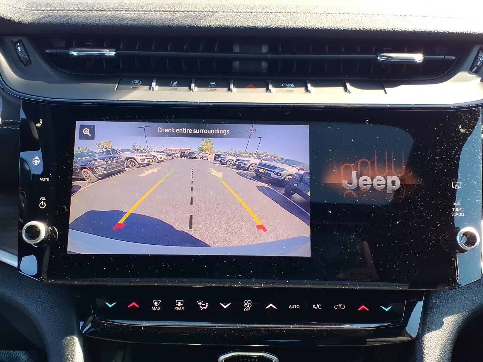 2026 Jeep Grand Cherokee GRAND CHEROKEE LAREDO ALTITUDE 4X4