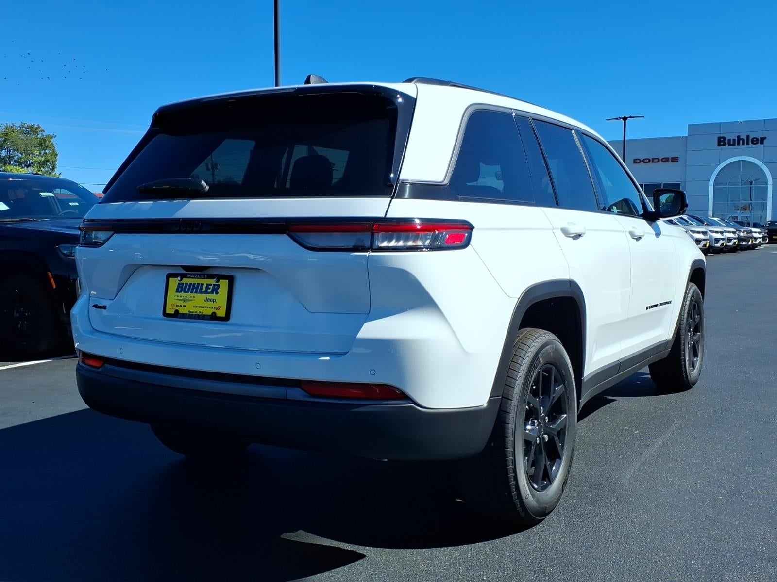 2026 Jeep Grand Cherokee GRAND CHEROKEE LAREDO ALTITUDE 4X4