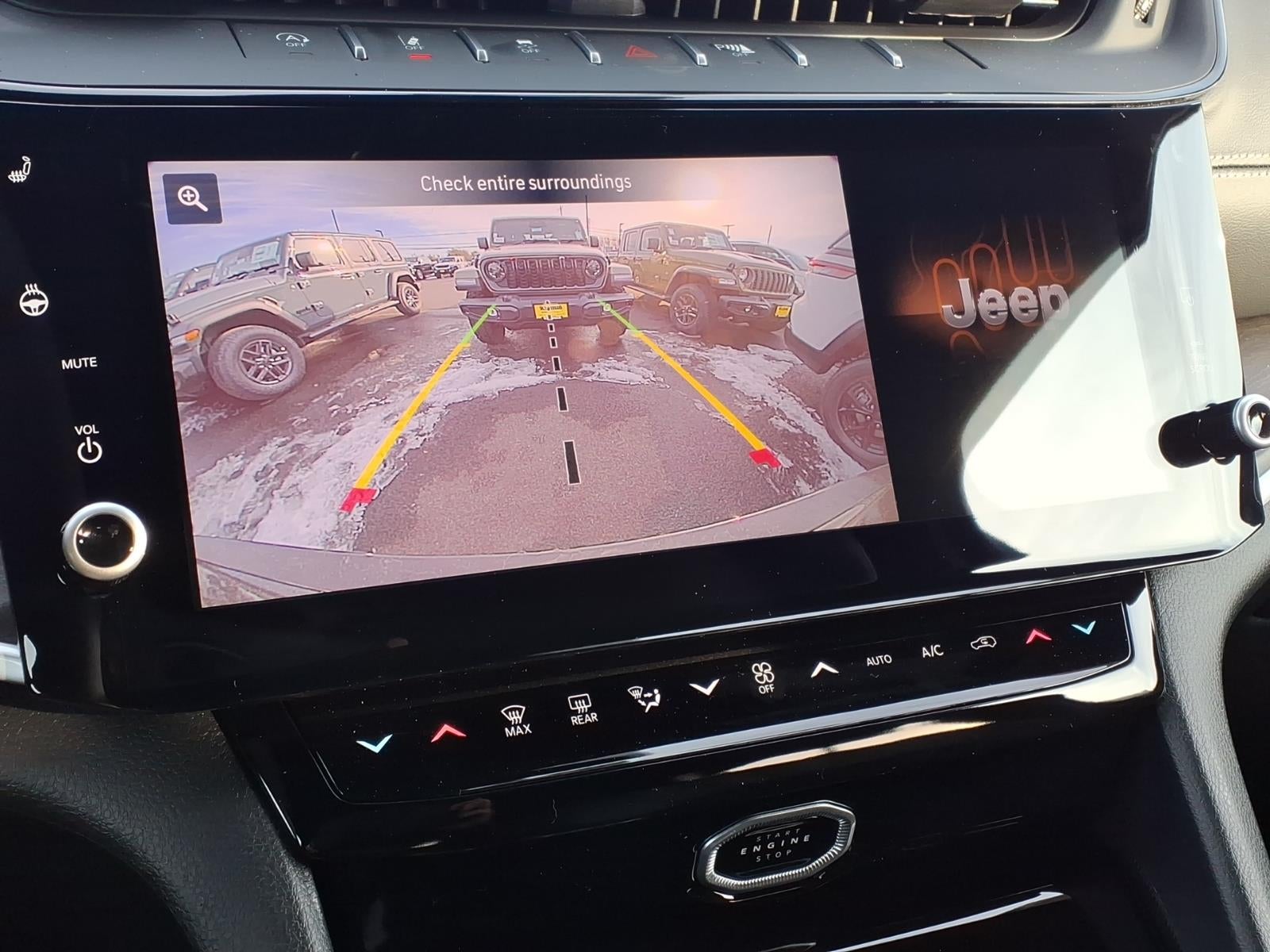 2026 Jeep Grand Cherokee GRAND CHEROKEE LAREDO ALTITUDE 4X4