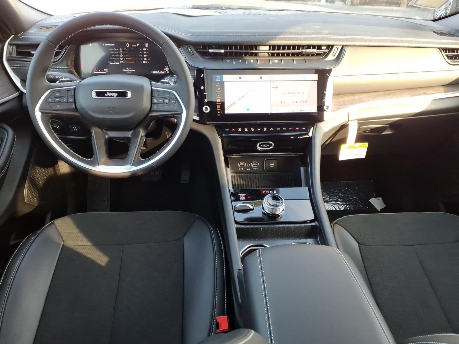 2026 Jeep Grand Cherokee GRAND CHEROKEE ALTITUDE 4X4