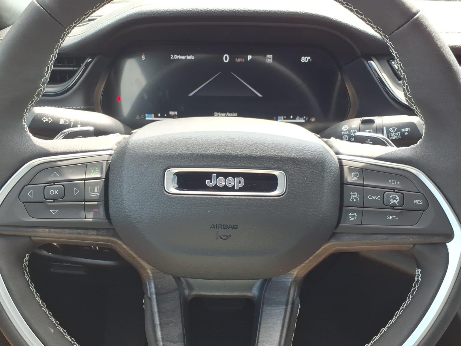 2026 Jeep Grand Cherokee GRAND CHEROKEE LAREDO ALTITUDE 4X4
