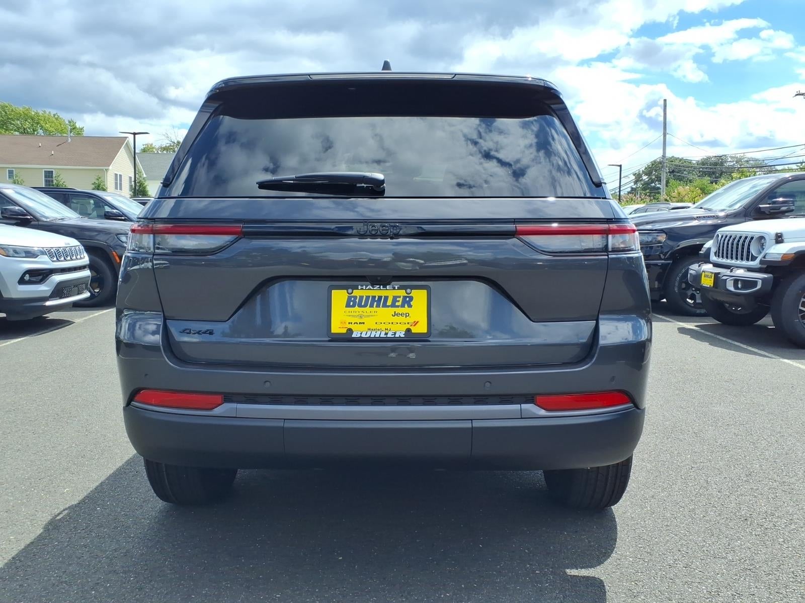 2026 Jeep Grand Cherokee GRAND CHEROKEE LAREDO ALTITUDE 4X4